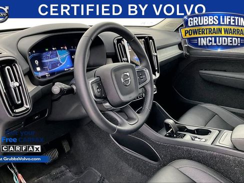 Certified 2025 Volvo XC40 B5 Core AWD/4WD image 15