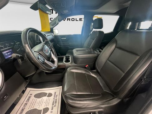 Used 2019 GMC Sierra 1500 SLT w/ SLT Premium Package AWD/4WD image 9