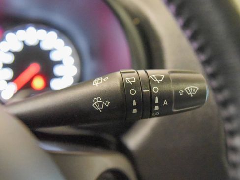 Used 2021 Jeep Renegade Limited w/ Sun & Sound Group image 27