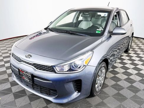 Used 2020 Kia Rio S w/ Technology Package FWD image 3