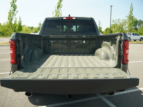 New 2026 RAM 1500 Laramie AWD/4WD image 15