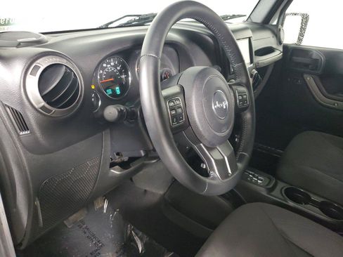 Used 2015 Jeep Wrangler Sport AWD/4WD image 19