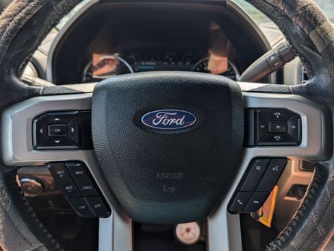Used 2017 Ford F250 Lariat w/ Chrome Package AWD/4WD image 23