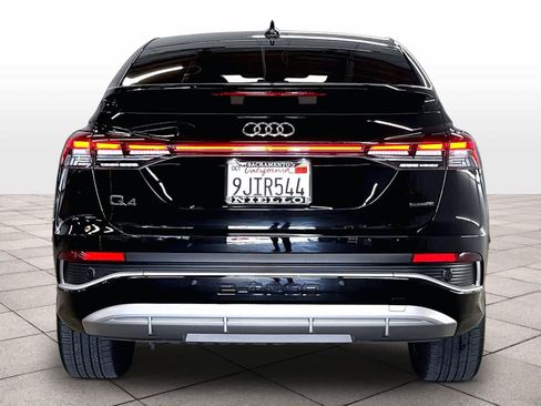 Used 2023 Audi Q4 e-tron Premium Plus w/ Premium Plus AWD/4WD image 7