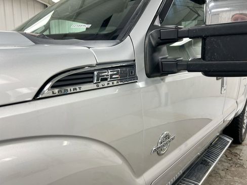 Used 2014 Ford F250 Lariat w/ Chrome Package image 25