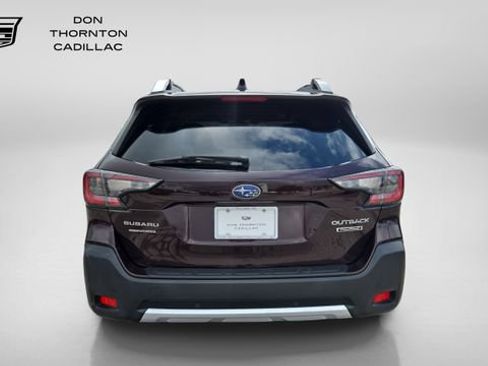 Used 2023 Subaru Outback Touring AWD/4WD image 4