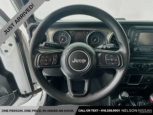 Used 2019 Jeep Wrangler Unlimited Sport AWD/4WD image 11