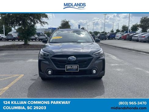 Used 2024 Subaru Outback Premium AWD/4WD image 2