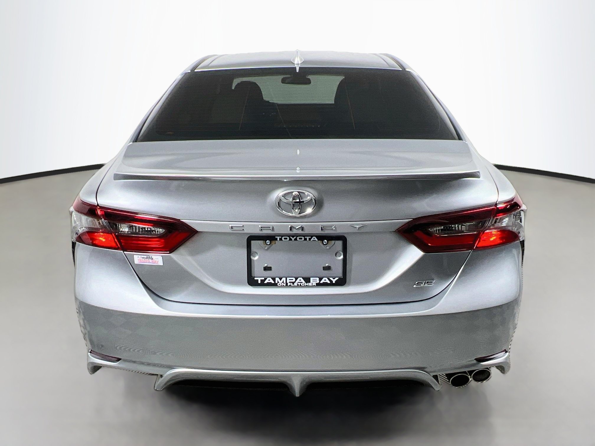 Used 2024 Toyota Camry SE FWD image 6