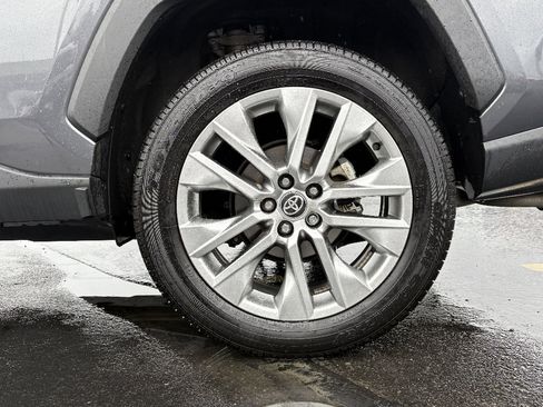 Used 2025 Toyota RAV4 XLE Premium w/ Weather Package AWD/4WD image 14