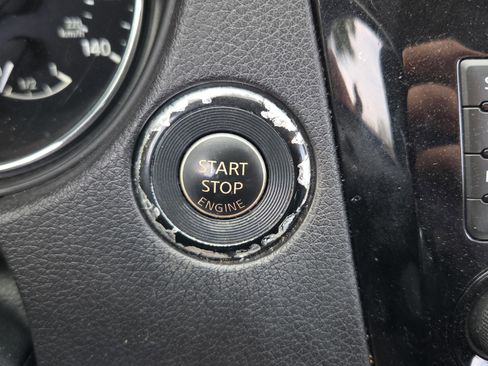 Used 2016 Nissan Rogue SL w/ SL Premium Package image 22