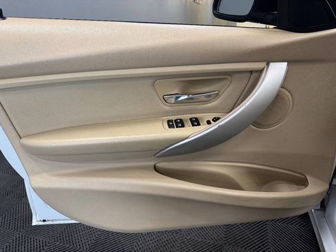 Used 2015 BMW 320i xDrive 320i xDrive image 39