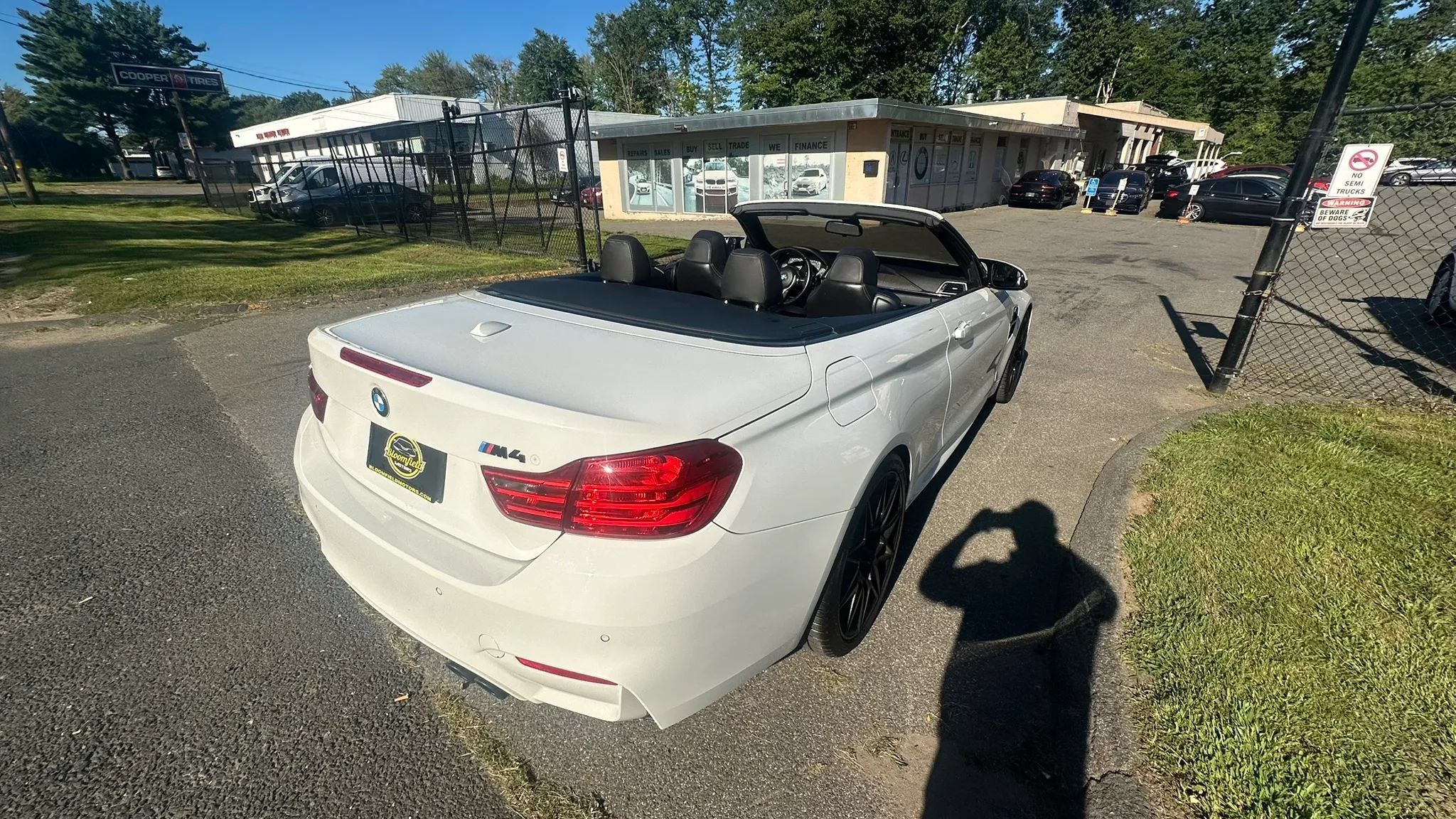 Used 2016 BMW M4 Convertible RWD image 5