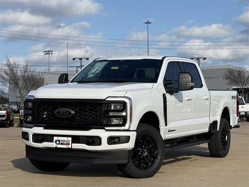 New 2026 Ford F250 XLT w/ XLT Premium Package image 25