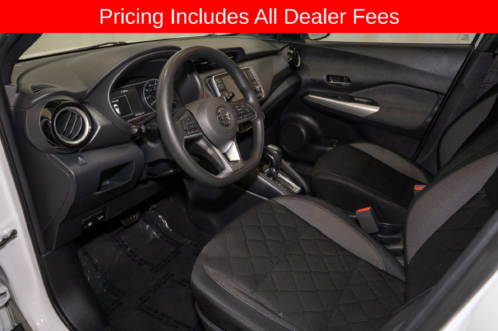 Used 2019 Nissan Kicks SV FWD image 11