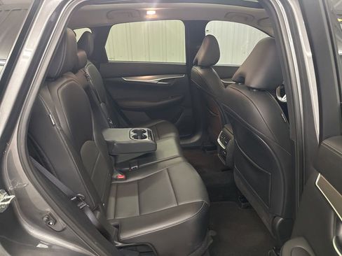 Certified 2023 INFINITI QX50 Luxe image 32