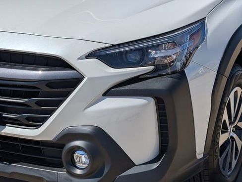 Certified 2025 Subaru Outback Premium w/ Popular Package #1A AWD/4WD image 10