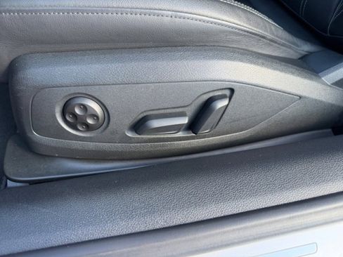 Used 2022 Audi A5 2.0T Premium Plus w/ Premium Plus image 11