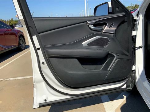 New 2026 Acura RDX SH-AWD image 10