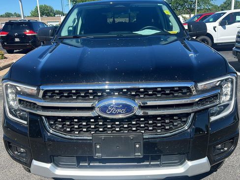 Used 2025 Ford Ranger XLT w/ Equipment Group 301A High AWD/4WD image 14