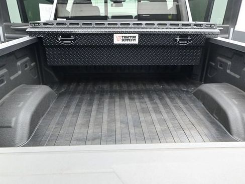 Used 2025 GMC Sierra 2500 SLT w/ SLT Premium Package AWD/4WD image 14