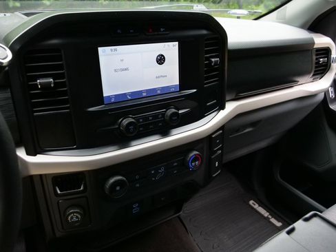 Used 2021 Ford F150 XL w/ Equipment Group 101A High RWD image 13