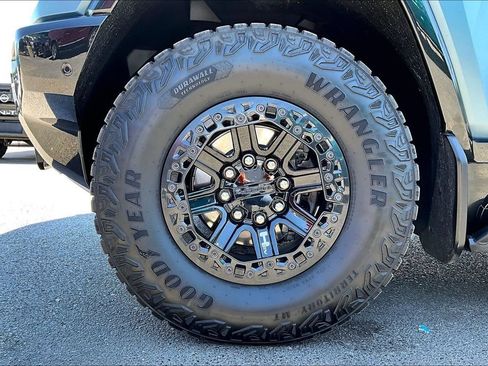 Used 2024 GMC Hummer EV 3X w/ Omega Edition AWD/4WD image 33