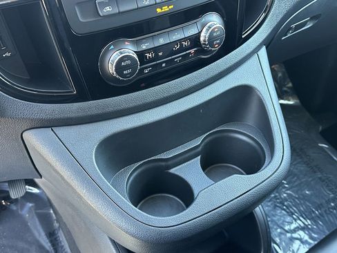 Used 2023 Mercedes-Benz Metris Passenger image 28