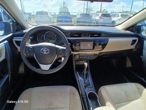 Used 2016 Toyota Corolla LE FWD image 25