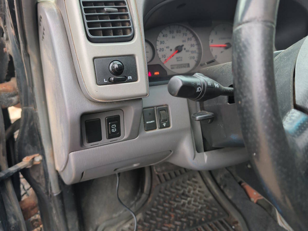 Used 2001 Nissan Xterra SE AWD/4WD image 34