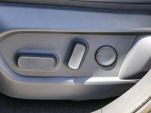 New 2026 Lexus ES 350e FWD image 21