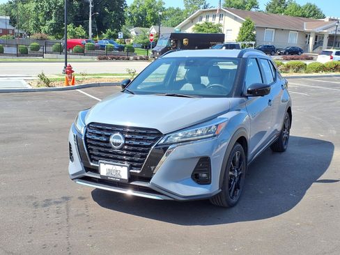 Used 2024 Nissan Kicks SR w/ SR Premium Package FWD image 28