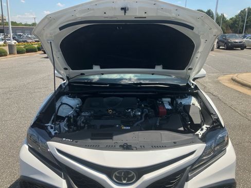 Used 2024 Toyota Camry SE FWD image 20