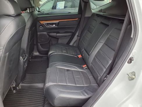 Used 2019 Honda CR-V Touring image 7