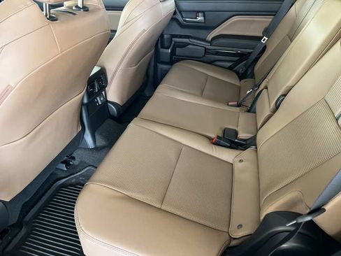 New 2026 Toyota 4Runner Limited image 18