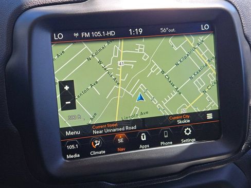 Used 2023 Jeep Renegade Trailhawk AWD/4WD image 23