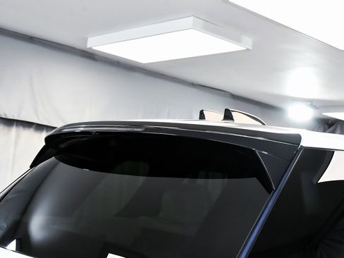 Used 2023 Land Rover Range Rover SE image 89