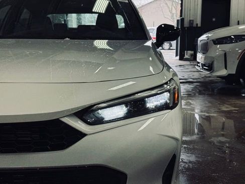 New 2026 Honda Civic FWD Hybrid Sedan image 2