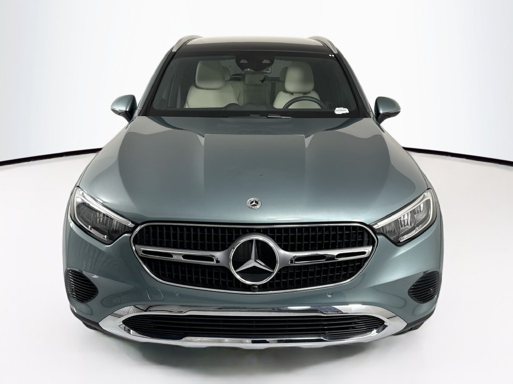 Certified 2026 Mercedes-Benz GLC 300 image 2
