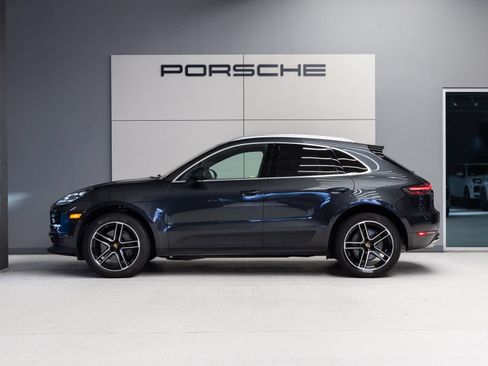 Certified 2020 Porsche Macan S AWD/4WD image 2