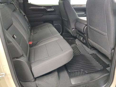 Used 2023 GMC Sierra 1500 Elevation w/ X31 Off-Road Package AWD/4WD image 11