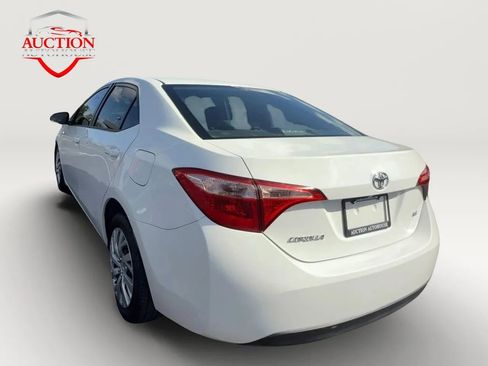 Used 2018 Toyota Corolla LE FWD image 7