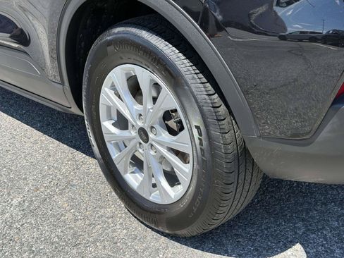Certified 2025 Ford Escape Active AWD/4WD image 34