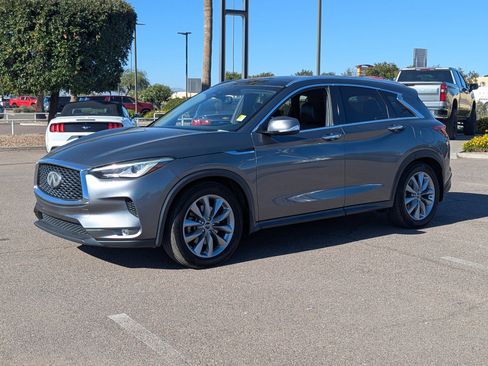 Used 2019 INFINITI QX50 Luxe w/ Navigation Package image 2