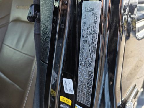 Used 2021 Jeep Gladiator Overland w/ Popular Equipment Package image 37