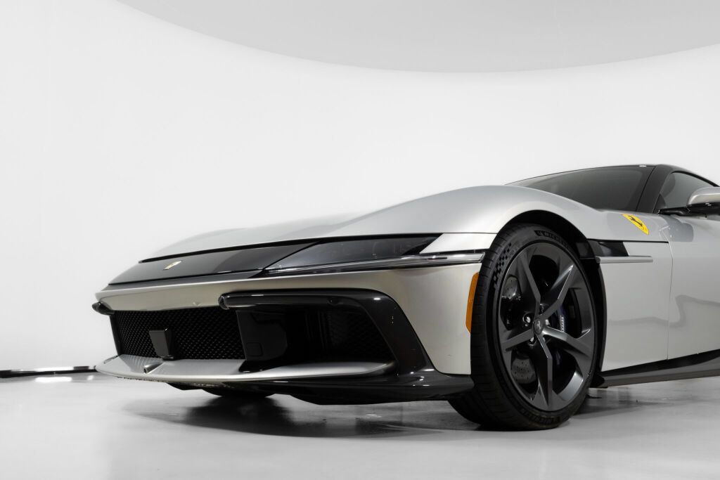 Used 2025 Ferrari 12Cilindri RWD image 11