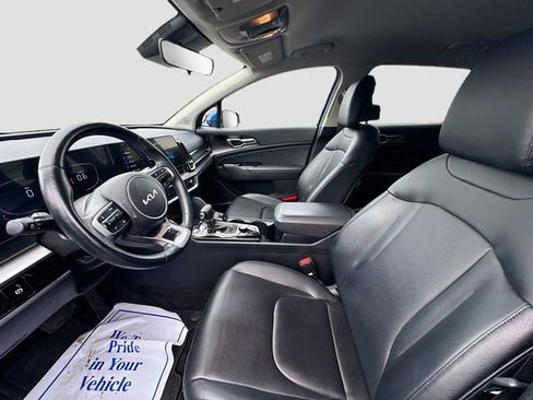 Certified 2023 Kia Sportage EX image 24