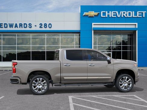 New 2026 Chevrolet Silverado 1500 High Country AWD/4WD image 5