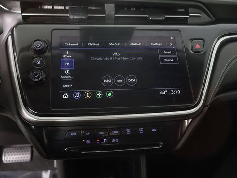 Used 2023 Chevrolet Bolt EUV LT FWD image 40