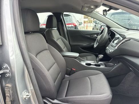 Used 2024 Chevrolet Malibu LT FWD image 28